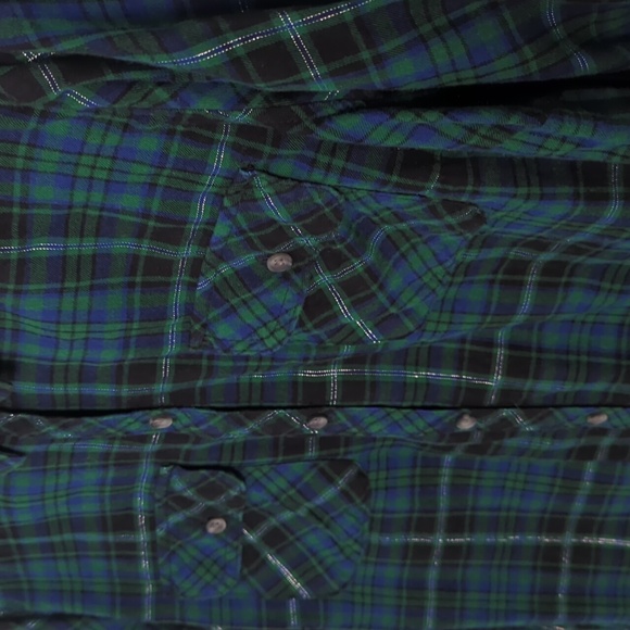 Craft & Barrow Sz L Blue and Green Button Down Flannel Shirt - Picture 4 of 5